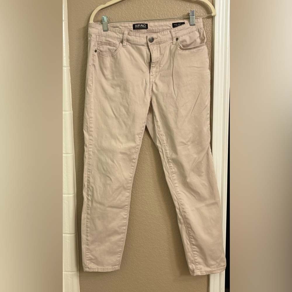 Cute stretch cream jeans